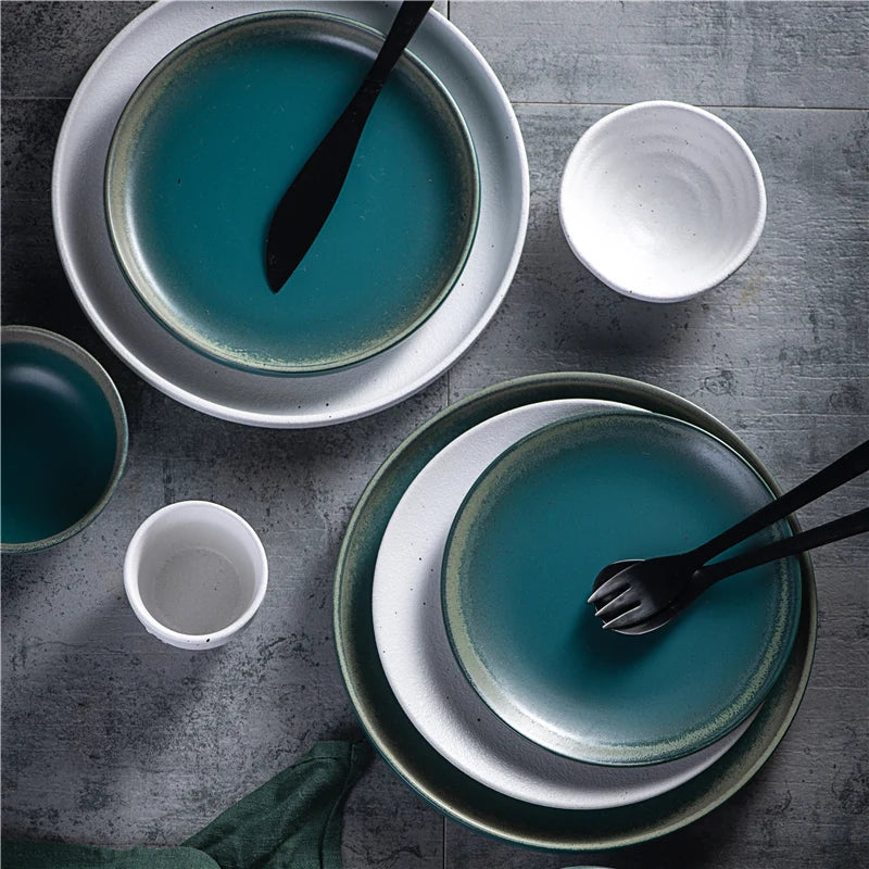 Latest Design Japanese Style Round Handmade Retro Home Restaurant Rice Ramen Dessert Steak Ceramic  Dinner Plate Tableware Set