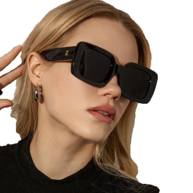 STORY BLS21256 Fashion Vintage Sunshades Eyewear UV400 Square Black Frame Sun Glasses Pink Sunglasses for Women