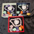 Wholesale Fengshui Natural Crystals Craft Gemstone Healing Stones Bracelet Heart Stone Chakra Box for Souvenir