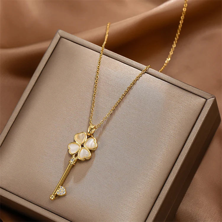 Wholesale Stainless Steel Chain Women Cat Eye Stones Opal Four Love Clover Necklace Keys Pendants Necklace