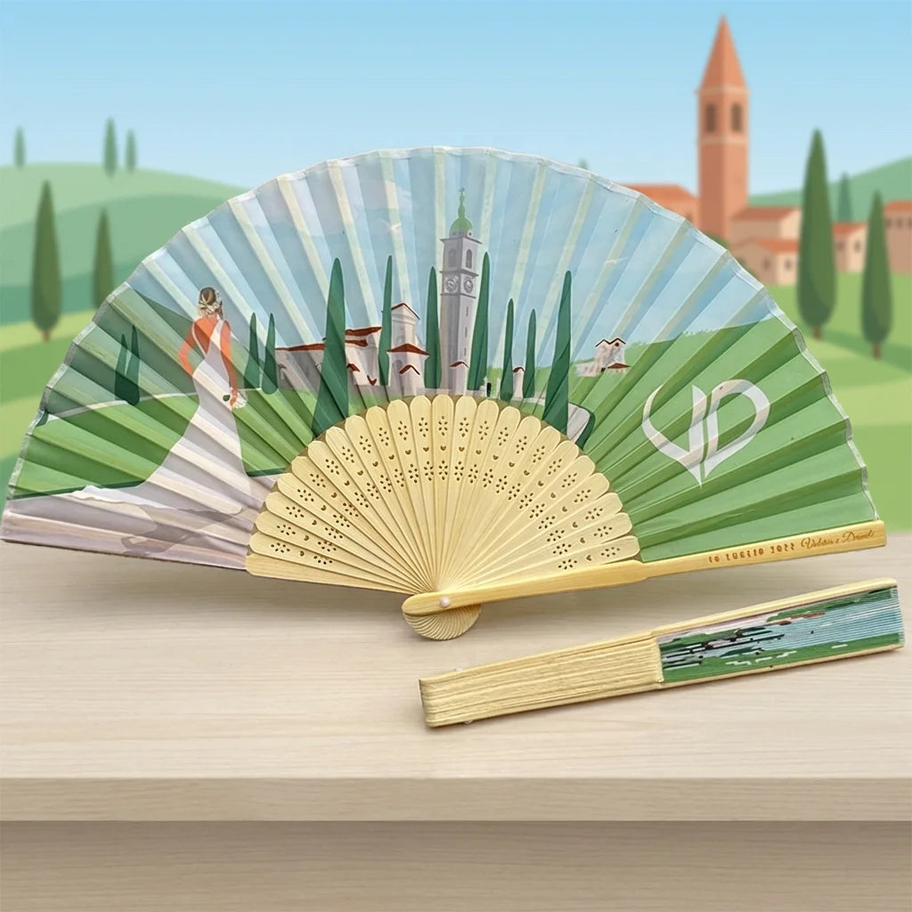 Wholesale Custom Logo Wedding Bamboo Carved Animal Style Personalized Durable 21cm Closed Folding Female Hand Fans