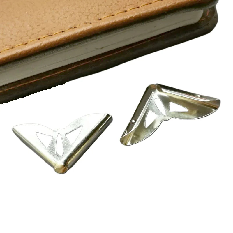 Factory Supply 23 X 23 X 4.0mm Nickel Colored Metal Corner Protector for Book Cover