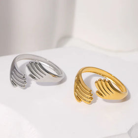 BM Non Tarnish Stainless Steel Gold Hug Ring for Couple
