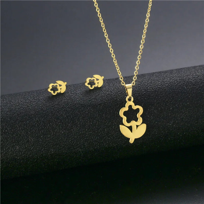 Shangjie 18K Gold Fresh Flower Necklace Set Women's Stud Earrings Clavicle Chain Stainless Steel Jewelry Set
