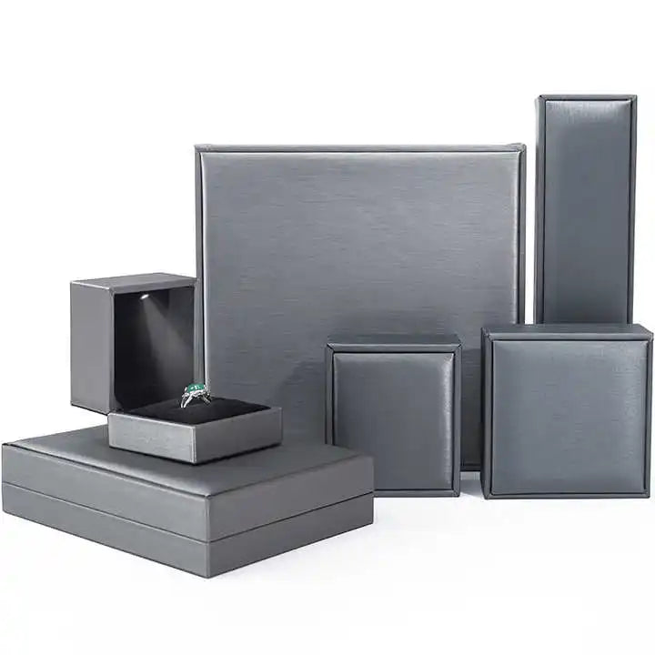 New Arrival High-End LED Jewelry Box Custom Logo Gray Leather Pendant Ring and Necklace Box for Storage
