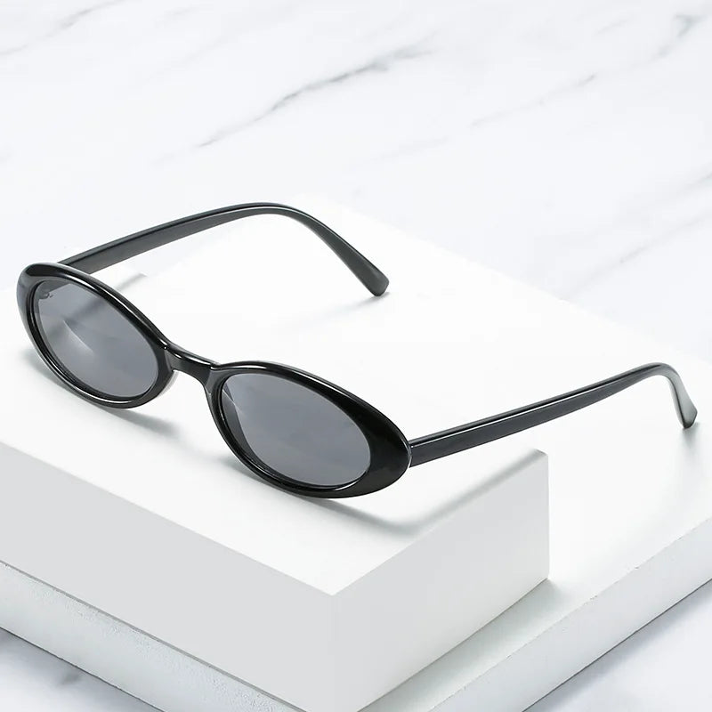 Wholesale UV400 Small Frame Sunglasses for Women Unisex Fashion Oval Frame Glasses in Black White Purple Silver Made PC Material