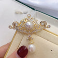 Vintage Palace Style Women's Copper Micro Inlaid Zircon Thick Gold-Plated Brooch Pins Natural Freshwater Pearl 8-10mm Chest