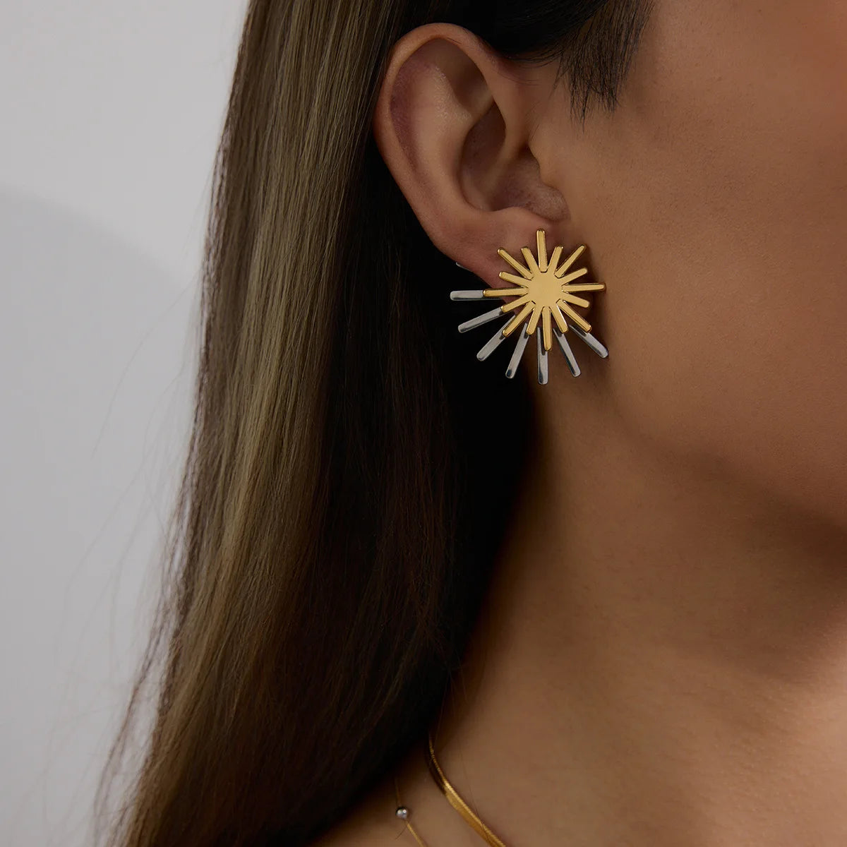 ERESI Two Side Wear New Arrival Stainless Steel Sunburst Earring Gift Texture Lava Sun Radiation Stud Earring for Women Jewelry