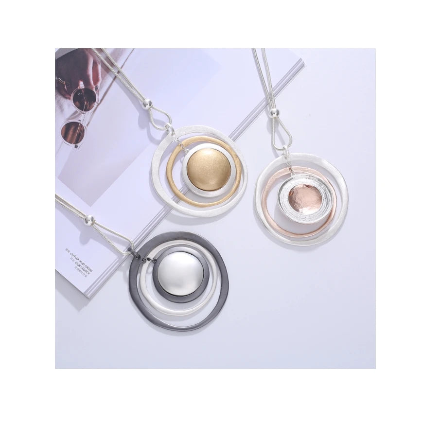 TongLing European Zinc Alloy Nickel Free Retro Large Pendant Necklace Vintage Circular Necklace for Autumn Winter