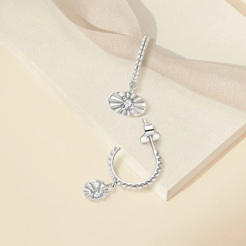 QX Custom OEM Vintage INS Minimalist Trendy 925 Sterling Silver Zircon Fine Jewelry Eye Stud Huggie Hoop Earring