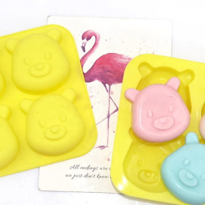 227 Factory Free Sample 4 Hole Cute Bear Shape Silicone Cake Mold Silicone Candle Molds Soap Making Molds