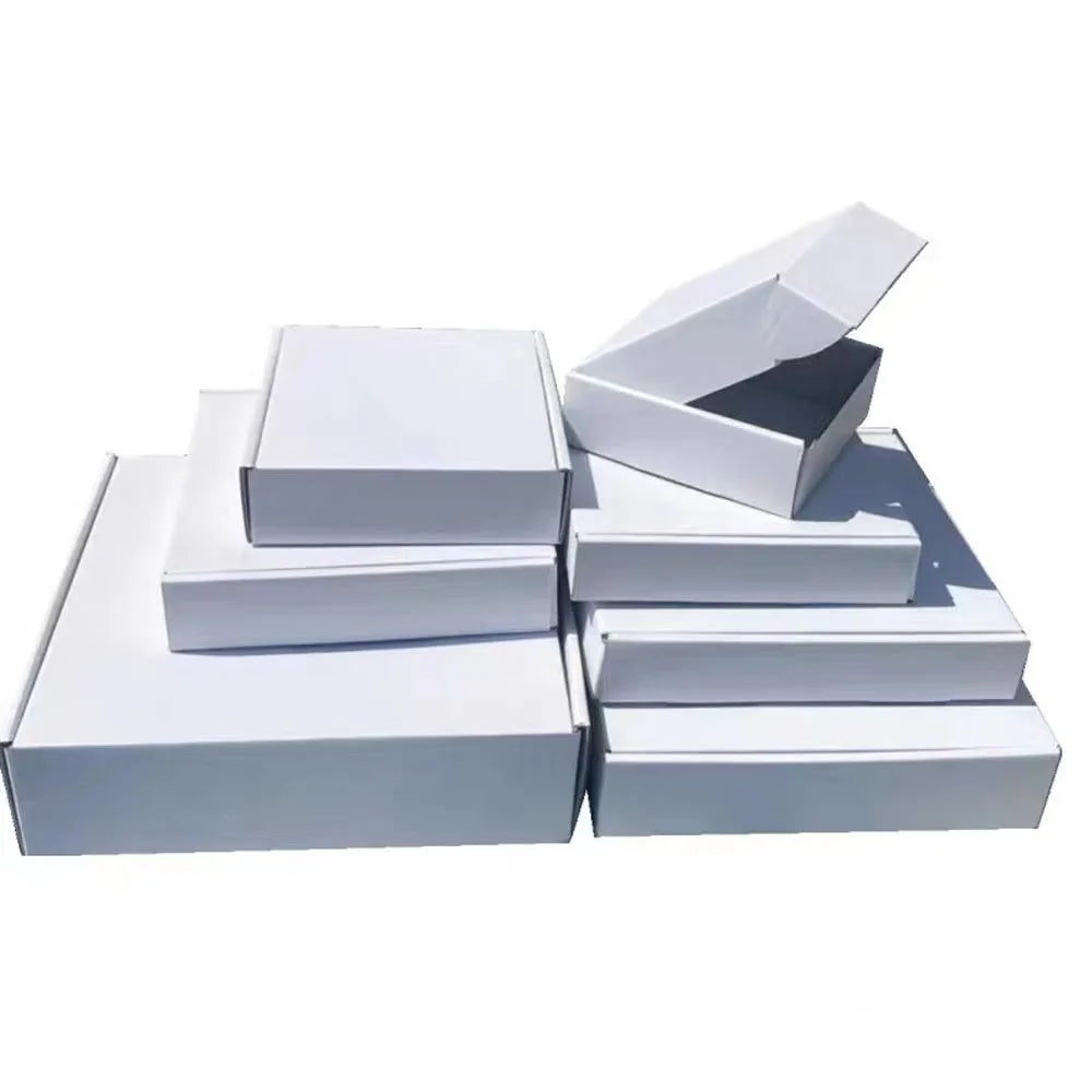 Brown Eco-Friendly Cardboard Mailing Boxes for Clothes Shoes Postal Fold-Up Design Embossing Matt Lamination Printing Handling