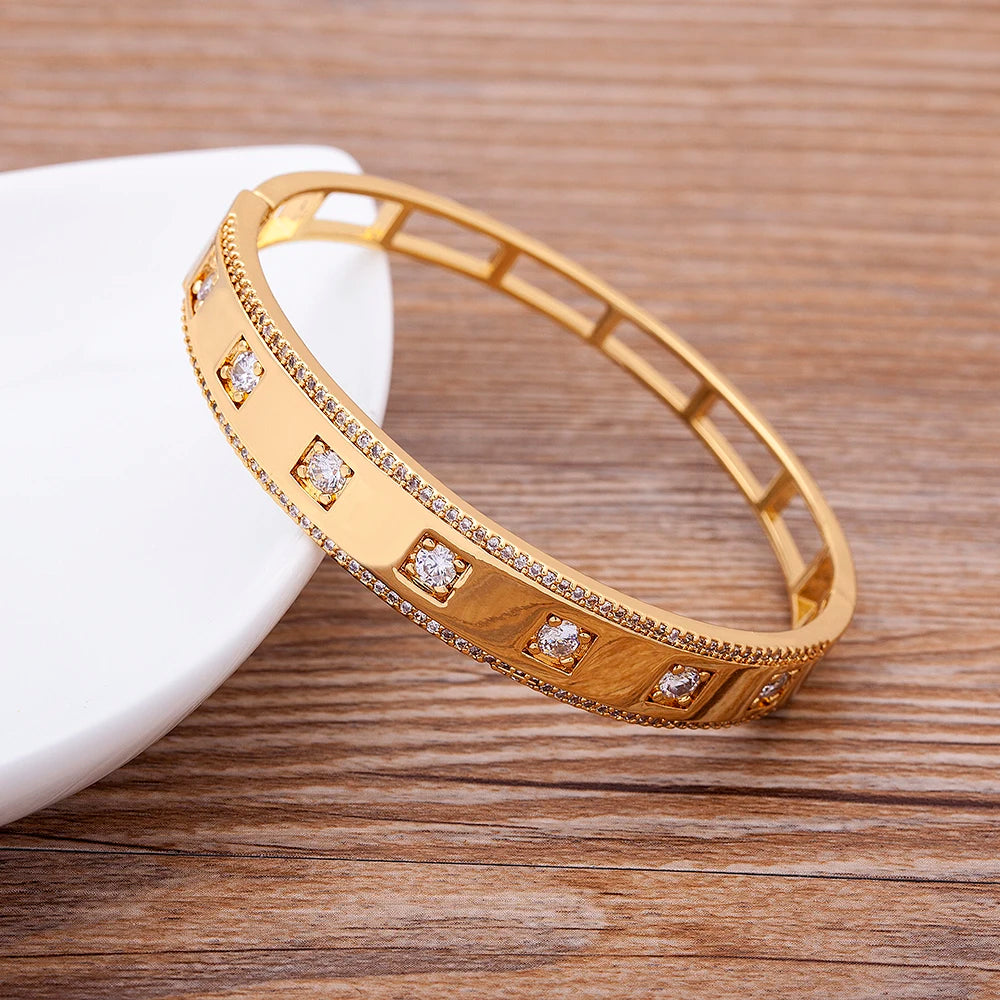 QIKU Fashion Luxury Rhinestone Bangle Jewelry Women Bracelet Copper Zircon Crystal Accessories Charm Gift Wholesale Dropshipping