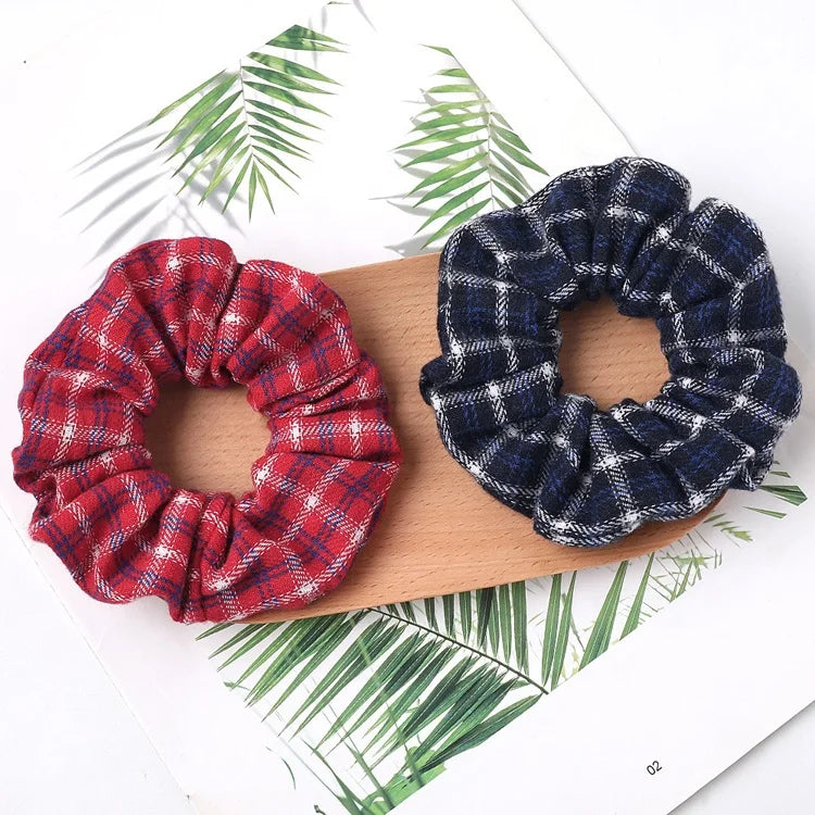 MIO New Autumn and Winter Scrunchies Velvet Large Intestine Hair Ring Checkerboard Elastic Hair Tie for Woman