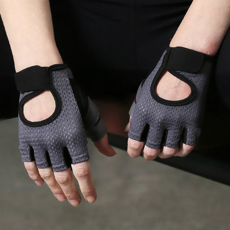 Custom Logo Shockproof Design for Unisex Weight Lifting Training and Gym Use Fitness Gloves
