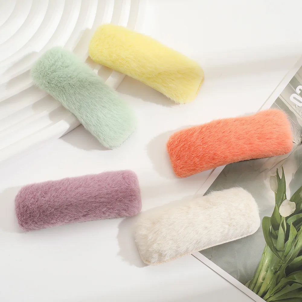 MIO Fashion New 7cm Square Plush Hairpins Korea Soft Fluffy Bb Hair Clip Solid Color Handmade Hair Accessories for Girls Women