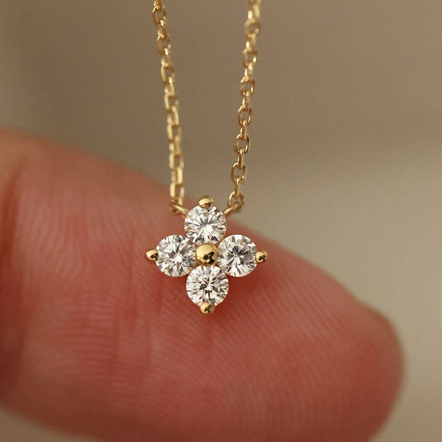 Lucky Four-leaf Clover S925 Sterling Silver Necklace Flash Diamond Clavicle Chain Flower Pendant Necklace Female