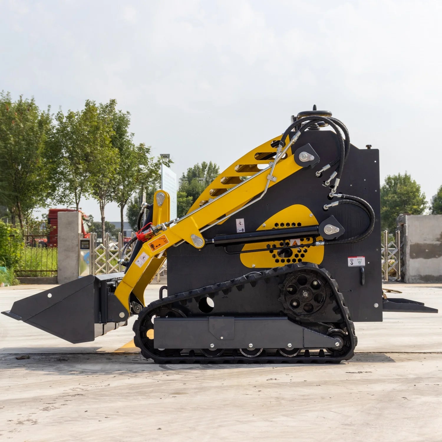 Fully Hydraulic Skid Steer Loader Mini Loader Skid Steer With EPA Euro 5 Ce Certificated