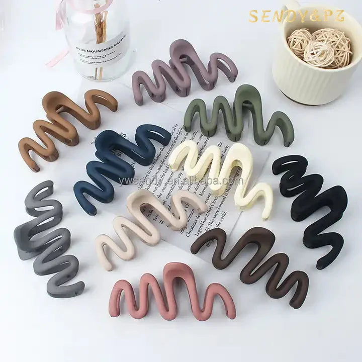 New Fancy Wave Shape Solid Color 11cm Large Plastic Hair Claw Clips Custom Women Headdress for Thick Hair Clip