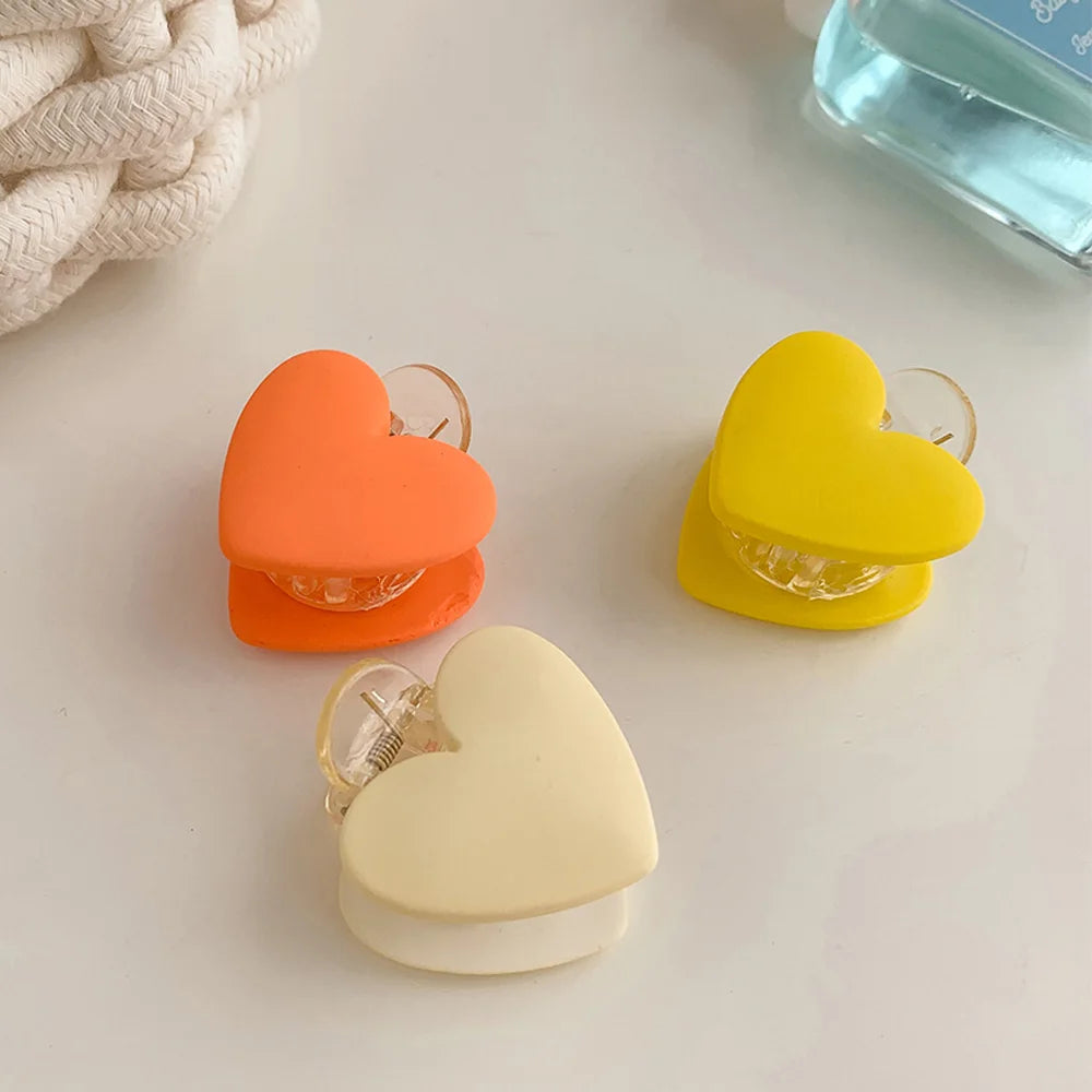 New French Cute Heart Shape Mini Candy Color Shark Hair Accessories Acrylic Head Clips for Women Girls Hair Pin