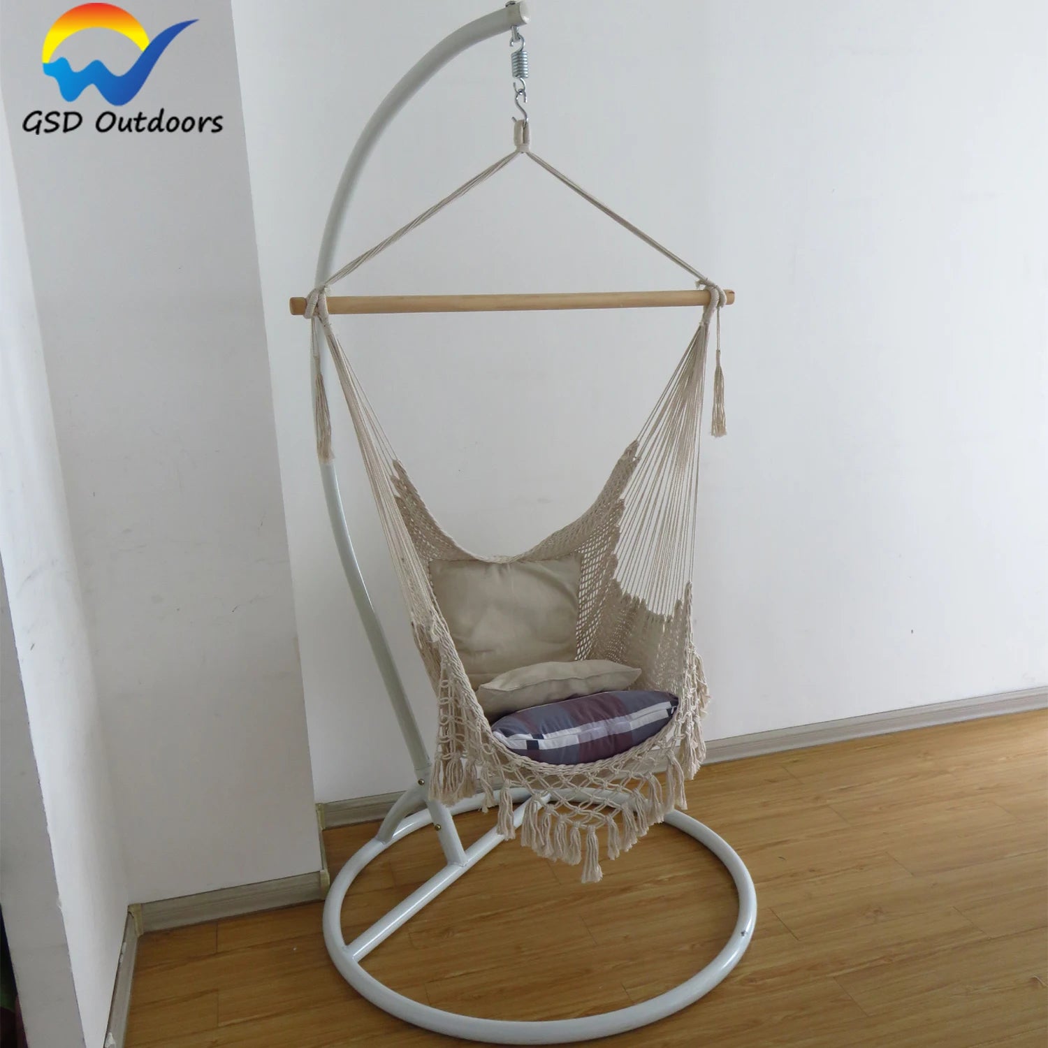 GSD Hight Quality Outdoor Macrame Swing Chair 100% Cotton Rope Indoor Kids Play Hanging Chair Swing With Tassels