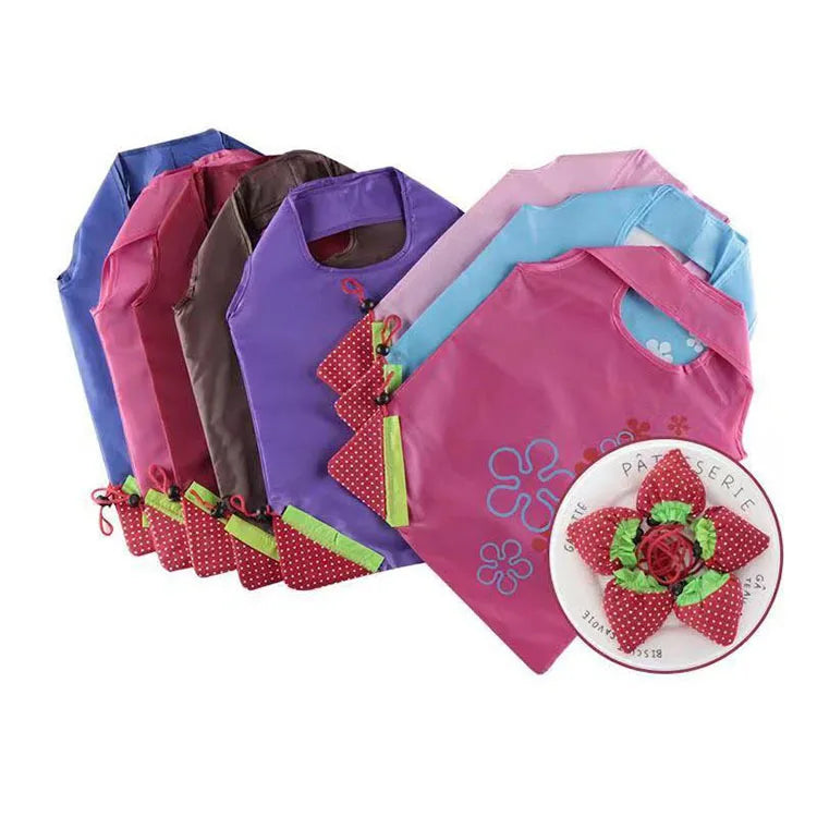 Eco-friendly Reusable Cartoon Strawberry Shaped Fruit Folded Tote Shopper Bag Cute Fold-Up Design for Easy Carrying