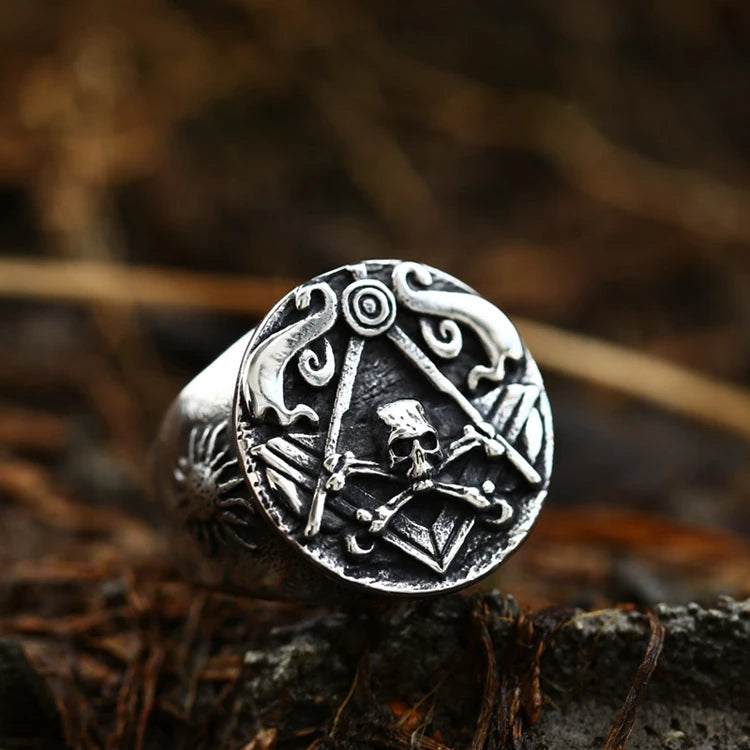 SS8-799R Steel Soldier Fashion Jewelry Round Bone Carven Mens Skull Cross Ring Skull Vintage