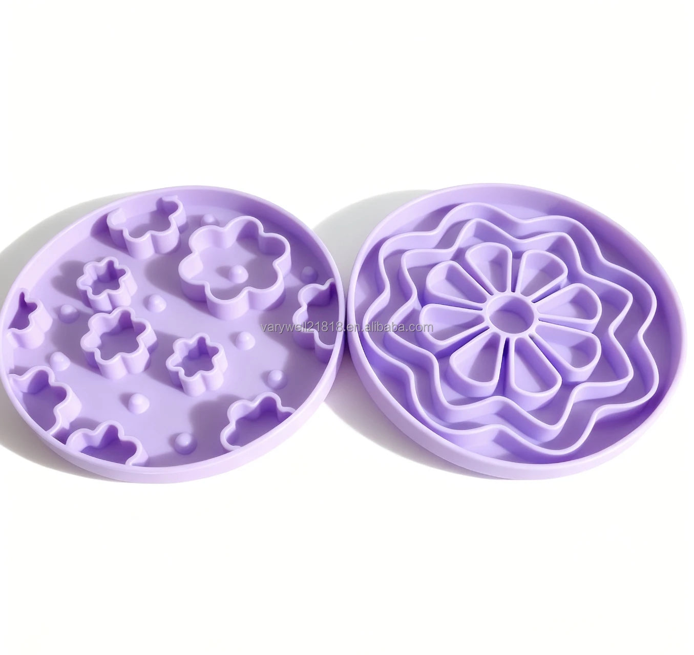 Fast Shipping Custom Logo Pet Silicone Dog Puzzle Licking Slow Feeder Dog Enrichment Bowl