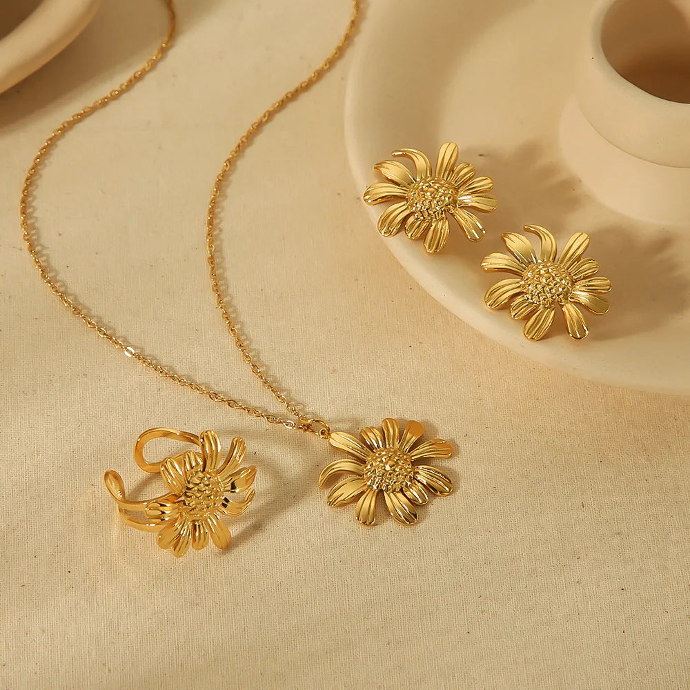 Titanium Steel 18k Gold Premium Sense Pendant Necklace Sunflower Daisy Stud Earrings Ring Set