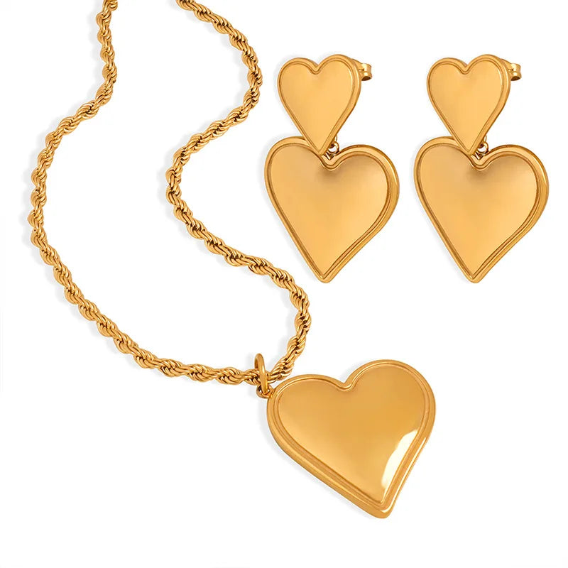 Vintage Niche Stainless Steel Love Pendant Necklace Peach Heart Earrings Stud Set Jewelry Design Non Tarnish