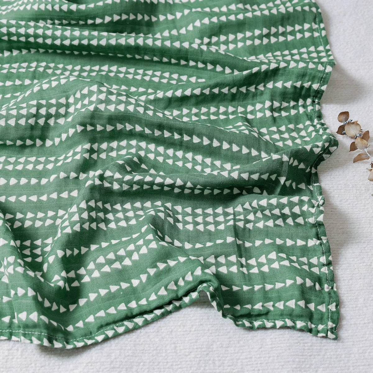 Super Soft Cotton Nursery Blanket 200TC Fabric Plain Style with Festival Pattern Newborn Muslin Swaddle Wrap From Manufacturer