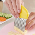 Potato Chip Crinkle Cutter Kitchen Tools Wave Shaped Potato Carrot Cucumber Cutters Fruit and Vegetable Cutting Tools