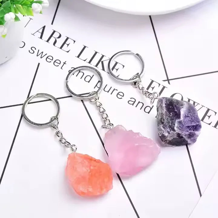 Bulk Price Wholesale Natural Quartz Crystal Unpolished Rough Raw Stone Keychain for Gift
