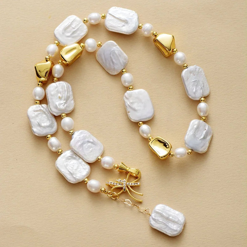 Gold-Plated Brass Butterfly Rhinestone Baroque Pearl Choker Necklace Classic Link Chain Wedding Party Jewelry for Anniversaries