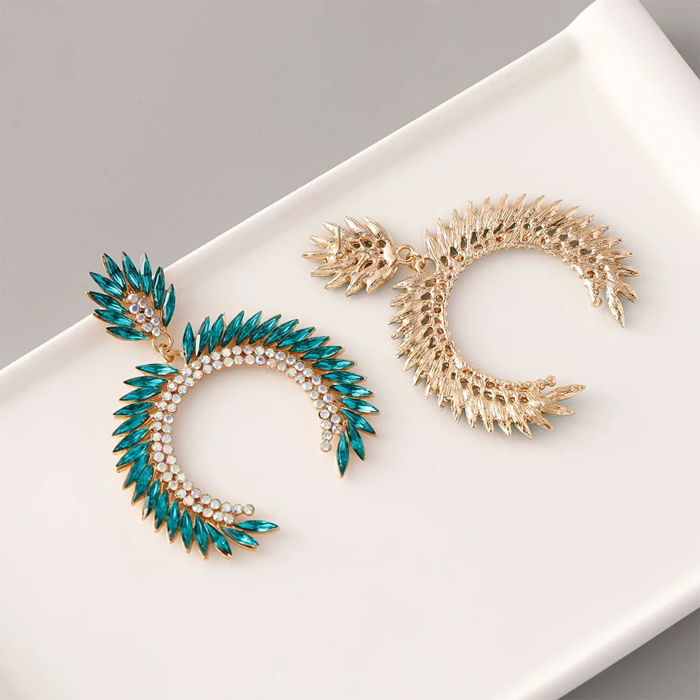 2024 New Arrived Crystal Large C Shaped Drop Earrings Bling Rhinestone Geometric Statement Earrings for Lady
