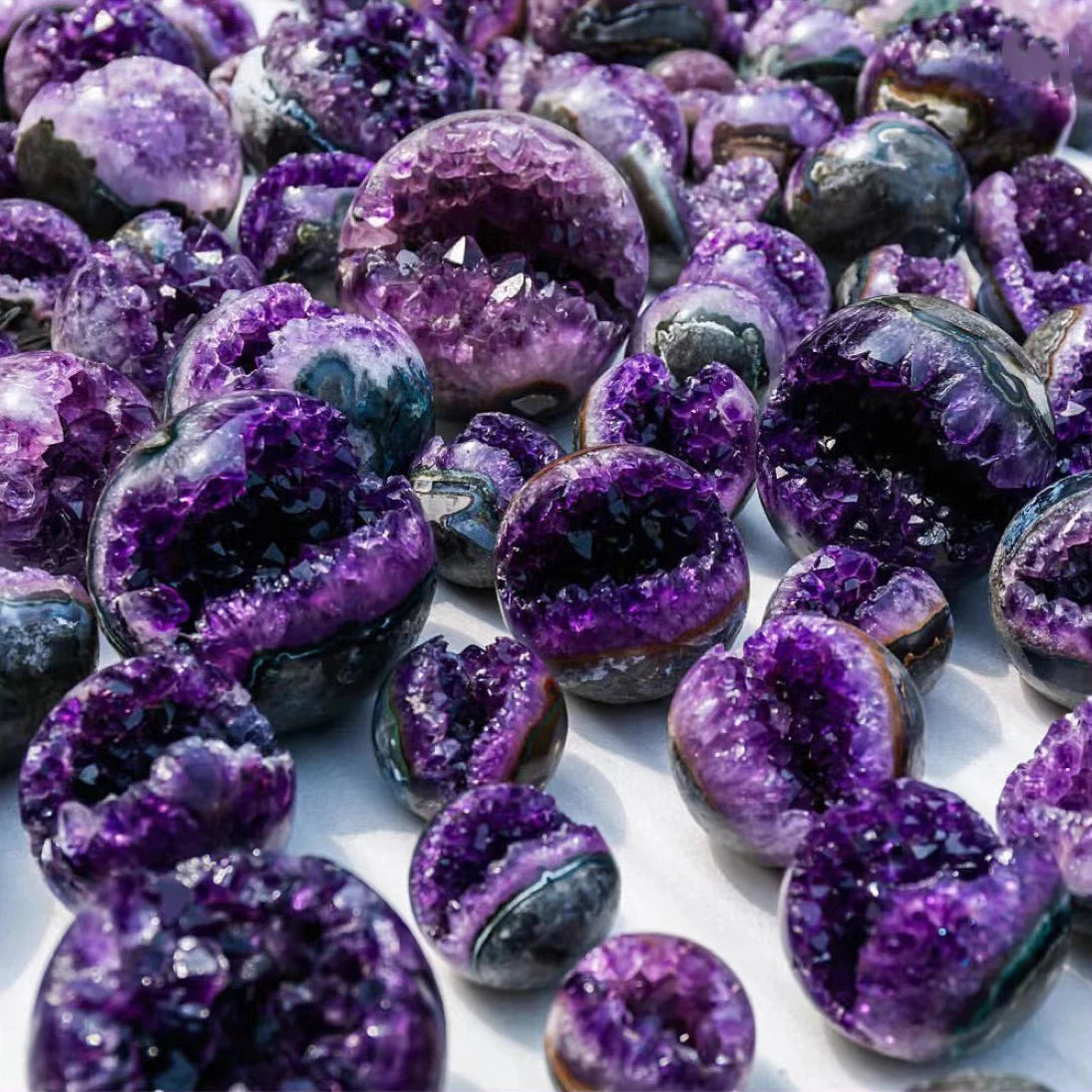 Natural Amethyst Crystal Clusters Druzy Geode Healing Crystals Cluster  Sphere Healing Stones Birthday Gift for Decoration