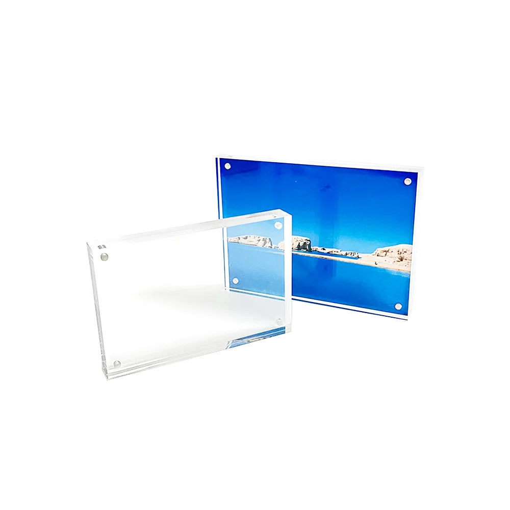 Freestanding 5 by 7 Inch Clear Acrylic Magnetic Picture Frame for Scenery Photo