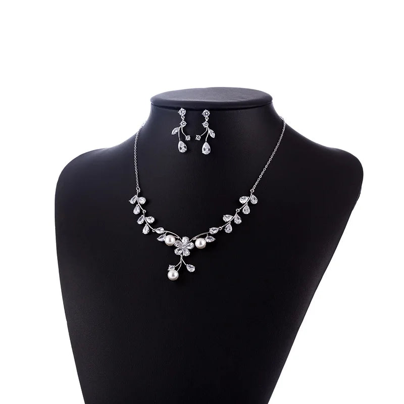 Elegant Korean Fashion Flash Diamond Necklace Earrings Set Vintage Style Wedding Jewelry Accessories with Zircon for Parties