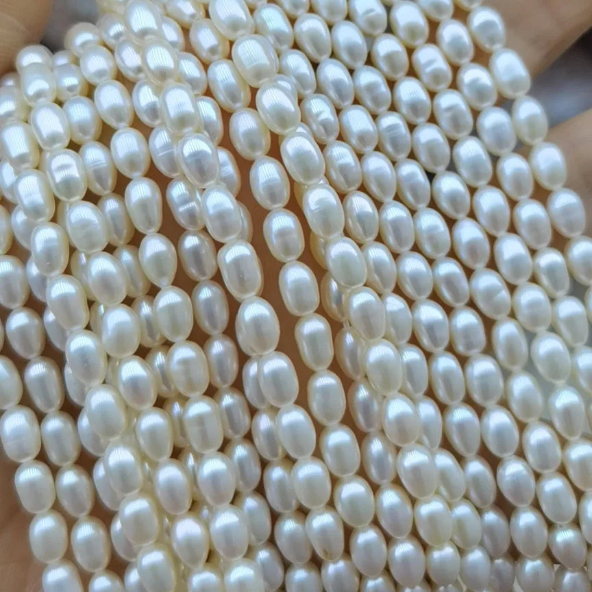 4-5 mm AA+ Rice Shape Natural Pearl Wholesale Freshwater Loose Pearl Strandmini Freshwater Pearl