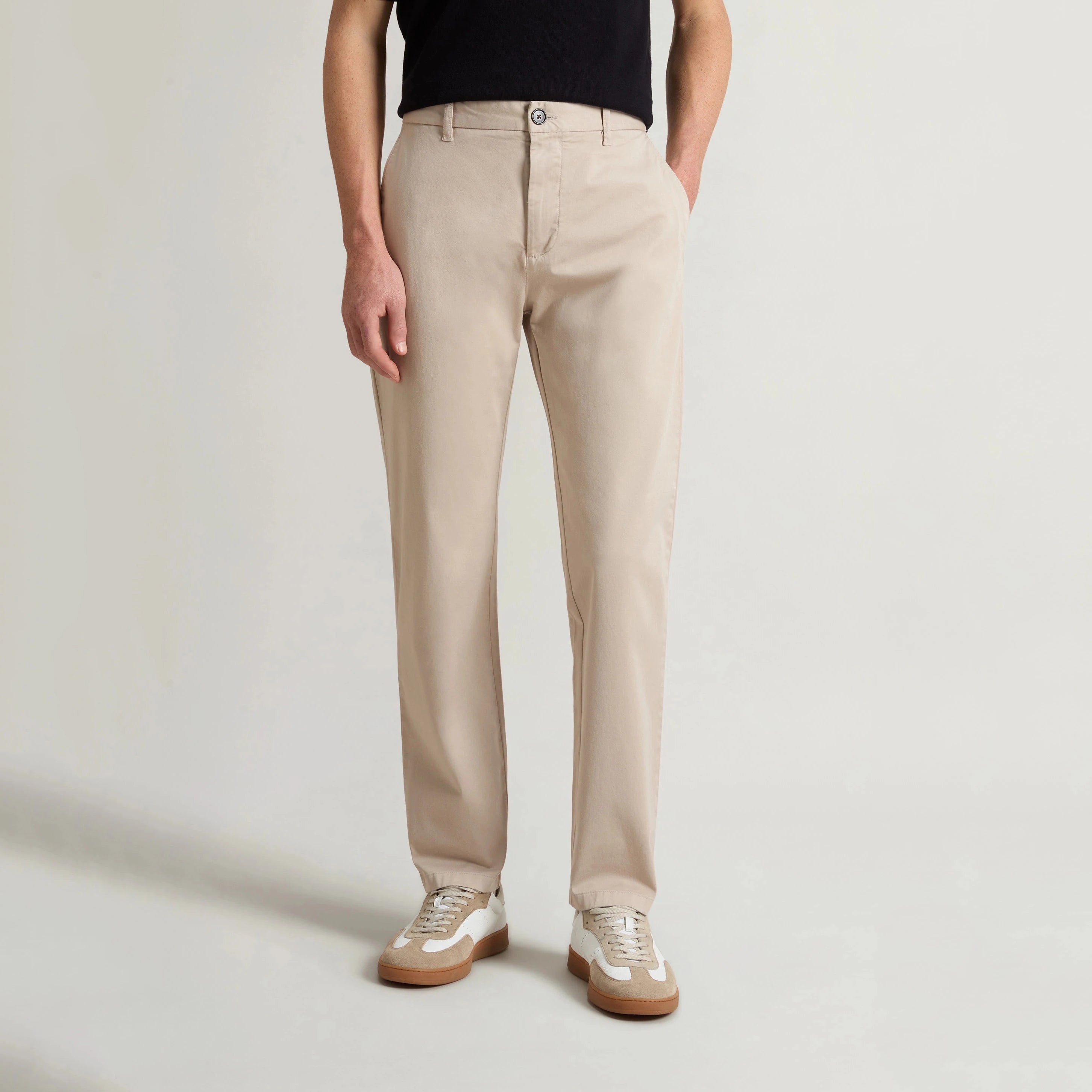 Men's Classic Fit Cotton Twill Chino Pants Button Fly Long Pants With Welt Pockets