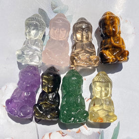 Wholesale Price Eco-Friendly Hand Carved Natural Gemstones and Crystals Mini Buddha Carving Statue for Pendant