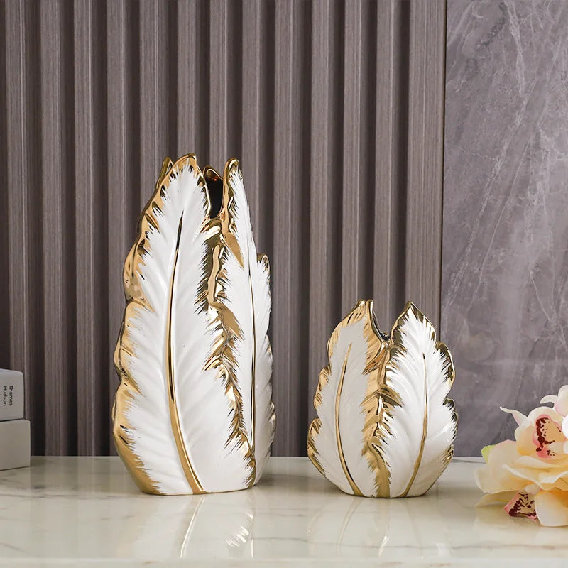 Modern Light Luxury Ceramic High-end Vase Personality Living Room Entrance Decoration TV Cabinet Creative Home Decoration
