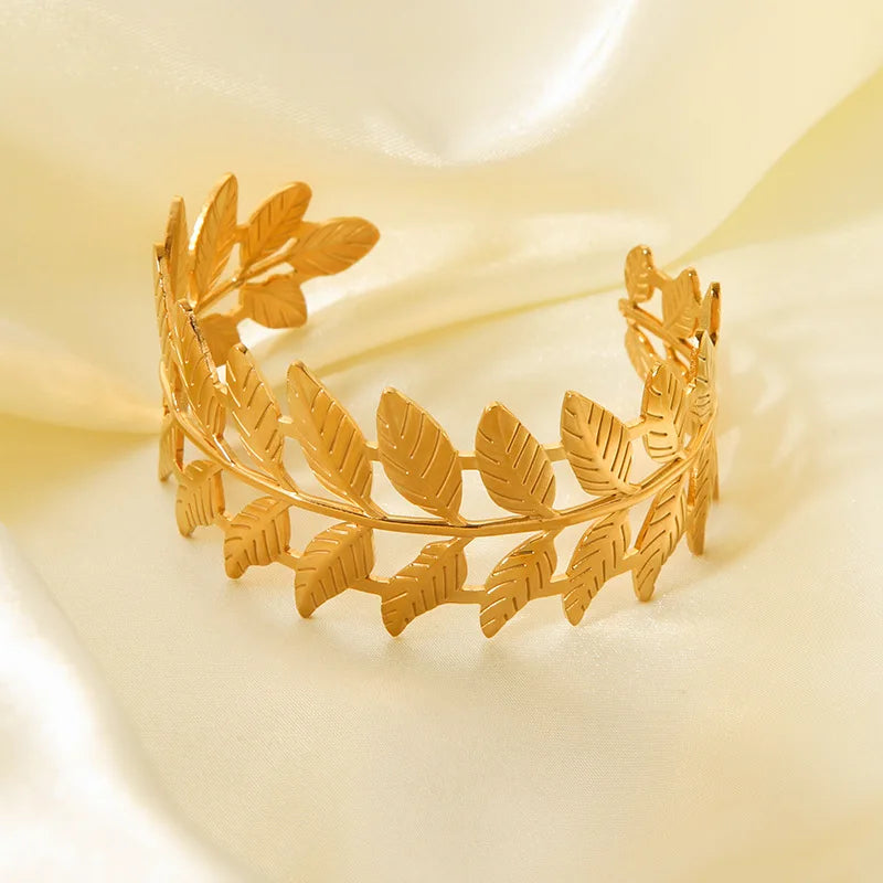 Vintage Waterproof Gold Plated Stainless Steel Bracelets Hollow Large Leaf Cuff Open Adjustable Bracelets Pulseras Y Brazaletes