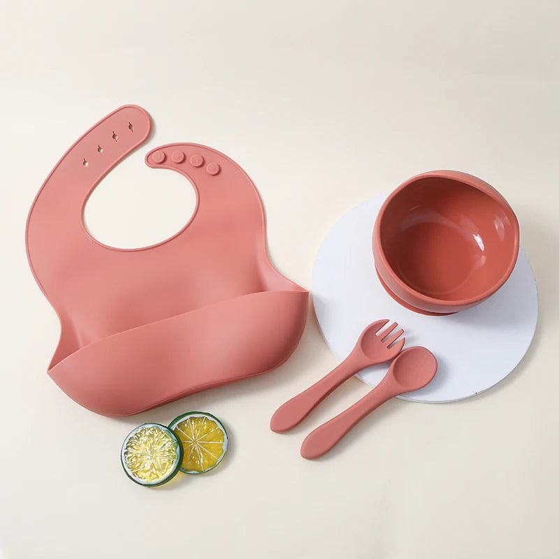 Wholesale Good Price Baby Silicone Tableware Set Waterproof Bibs Including Feeding Suction Bowl Bib Fork Spoon for Kids Dining