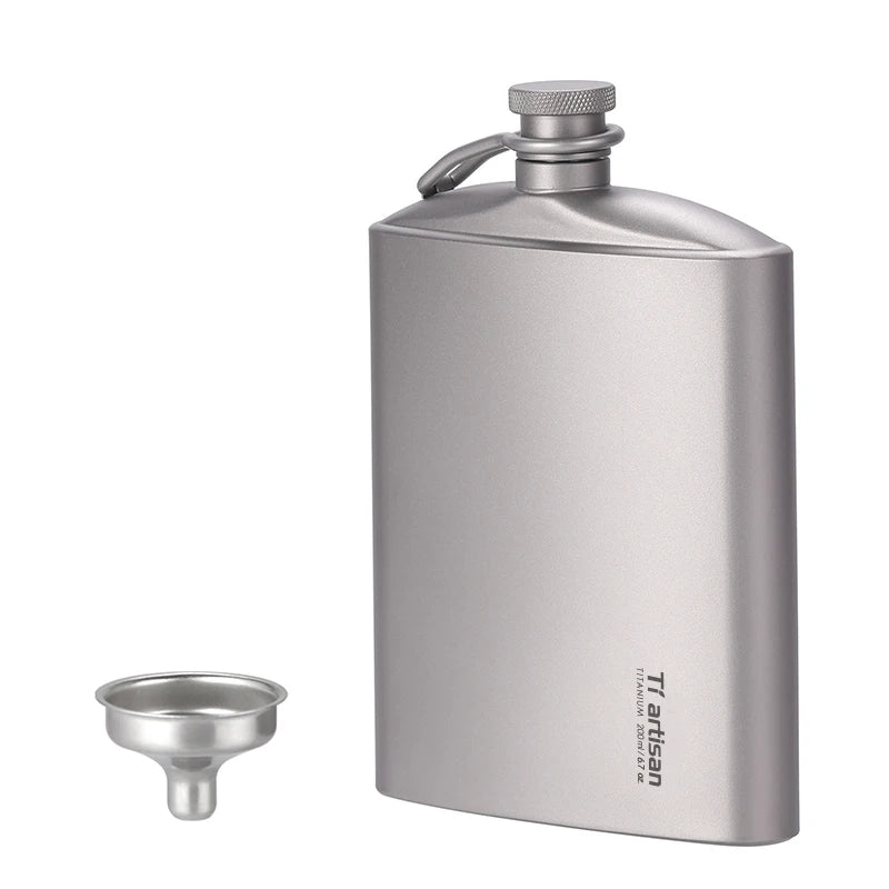 camping accessories Titanium Hip Flask 220ml/7.74 Fl Oz Ultralight Portable Leakproof Pocket Flask Flagon With Screw Clip Camping Accessories