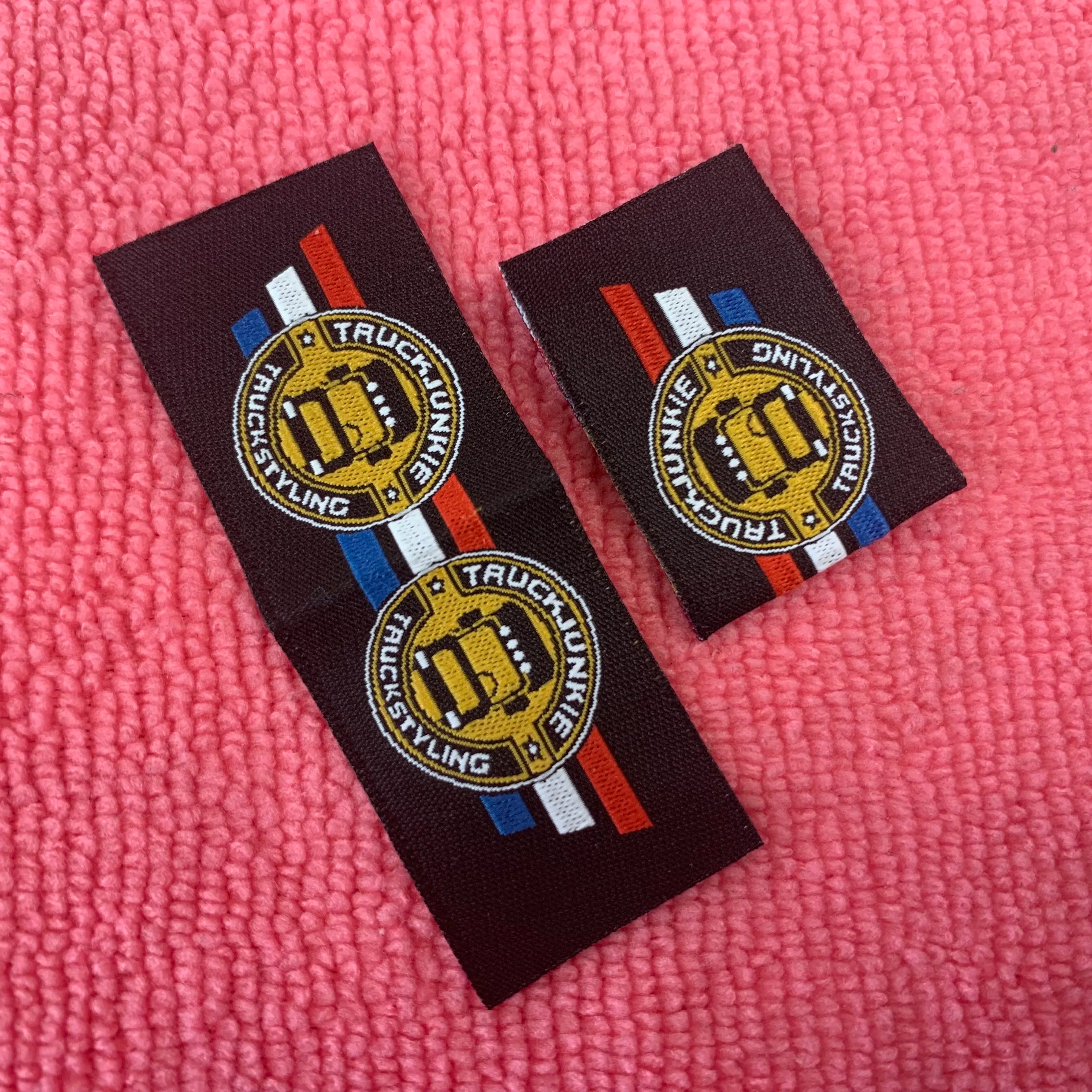 Exquisite Brand Label Manufacturer Woven Labelcenter Fold Sewing on Side Seam Clothing Label