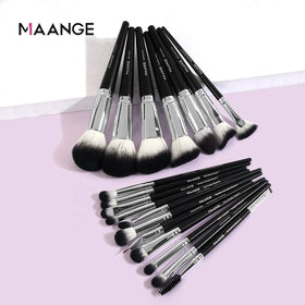 MAANGE Wholesale High Quality Black Plastic Handle 18pcs Silver Powder Foundation blush contouring eyeshadow brush Brushes Set
