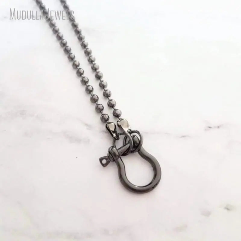 NM45643 U-Shaped Horseshoe Shackle Clasp Beaded Niche Design Personality Collarbone Chain Necklace Gunmetal Gunblack Plated