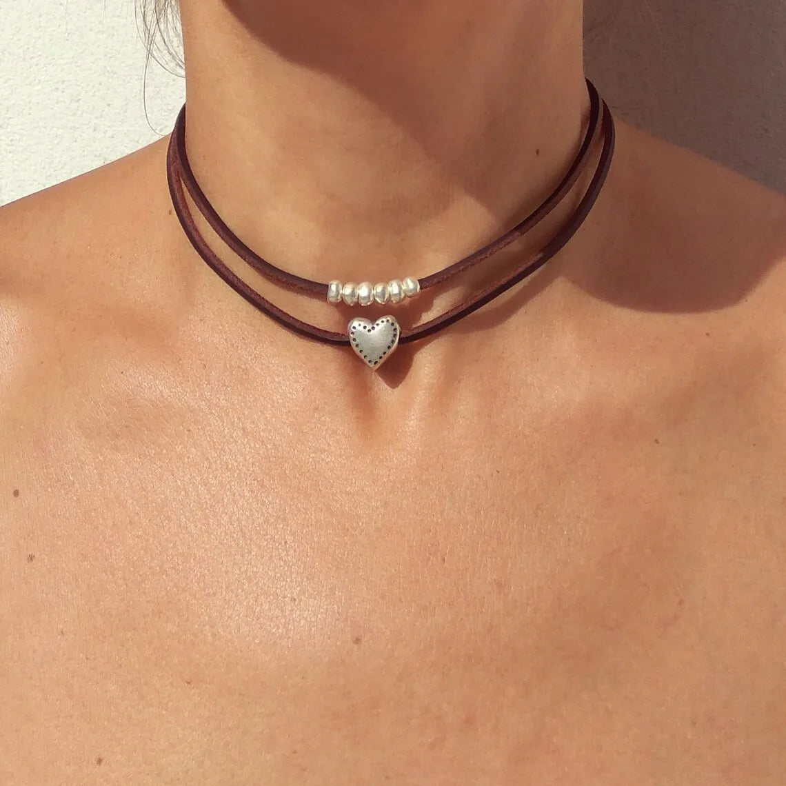 Fashion Jewelry Necklaces Boho Simple Design Double Layer Heart Charm Necklaces Women Beach Beaded Leather Choker Necklace