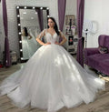 Princess Long Sleeve Wedding Dresses Dubai Church Scoop Neck Lace Appliqued Wedding Gowns Bridal Gowns Sweep Train
